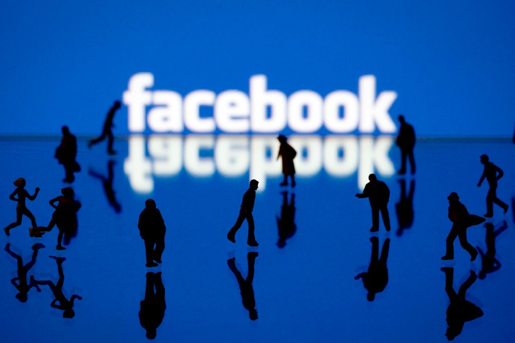 Facebook Tạo Năm 2006 - 2019 | Có Bạn Bè | Có Bài Viết | Có 2FA